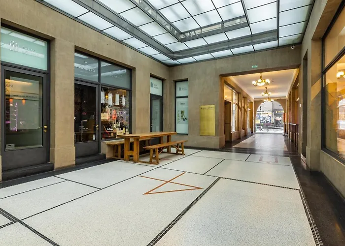 Dlouha Palace - Live In One Of The Best Streets